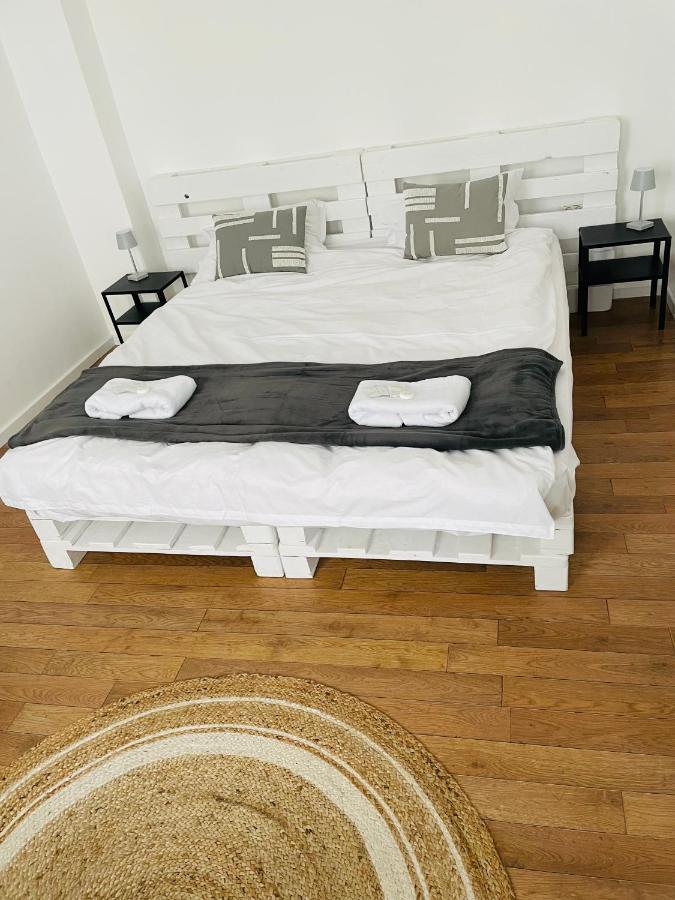 Londof Housing City Center Brasov Lejlighed Eksteriør billede