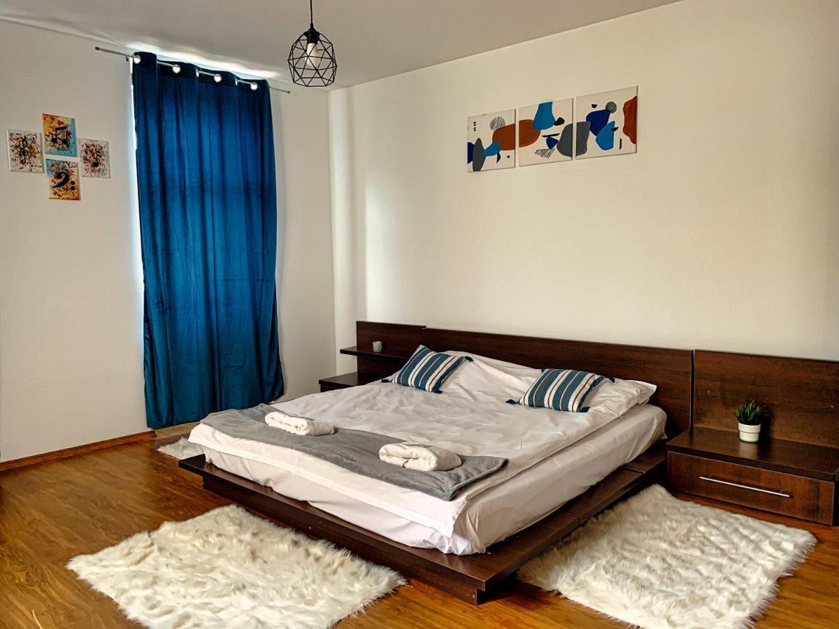 Londof Housing City Center Brasov Lejlighed Eksteriør billede
